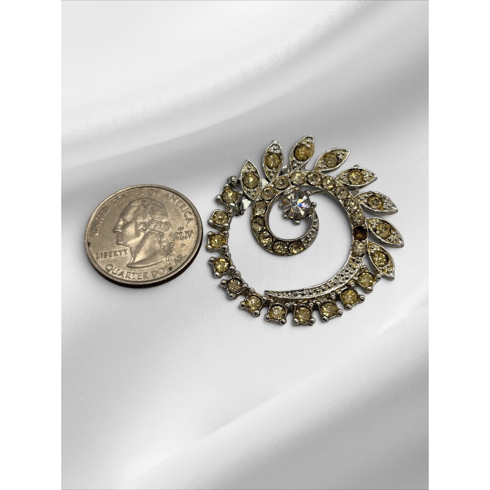 Vintage Silver Tone Spiral Rhinestone Brooch Champagne Swirl Pin Women Accessory - Picture 5 of 6